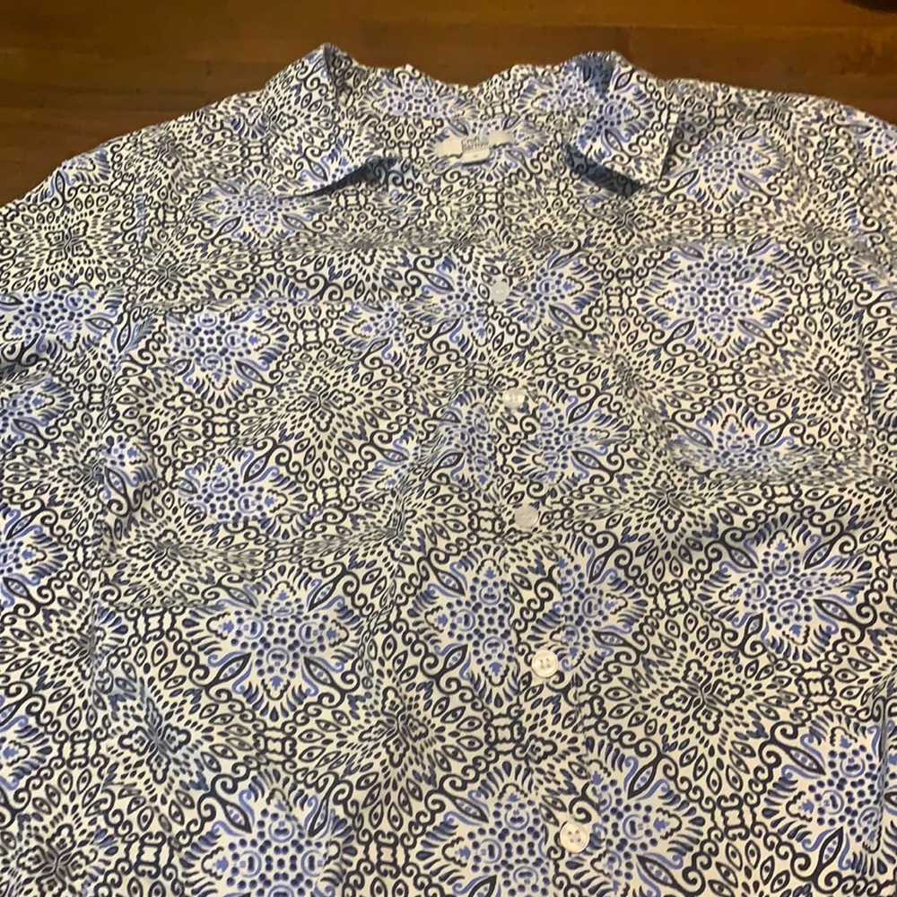 Women’s blouse
